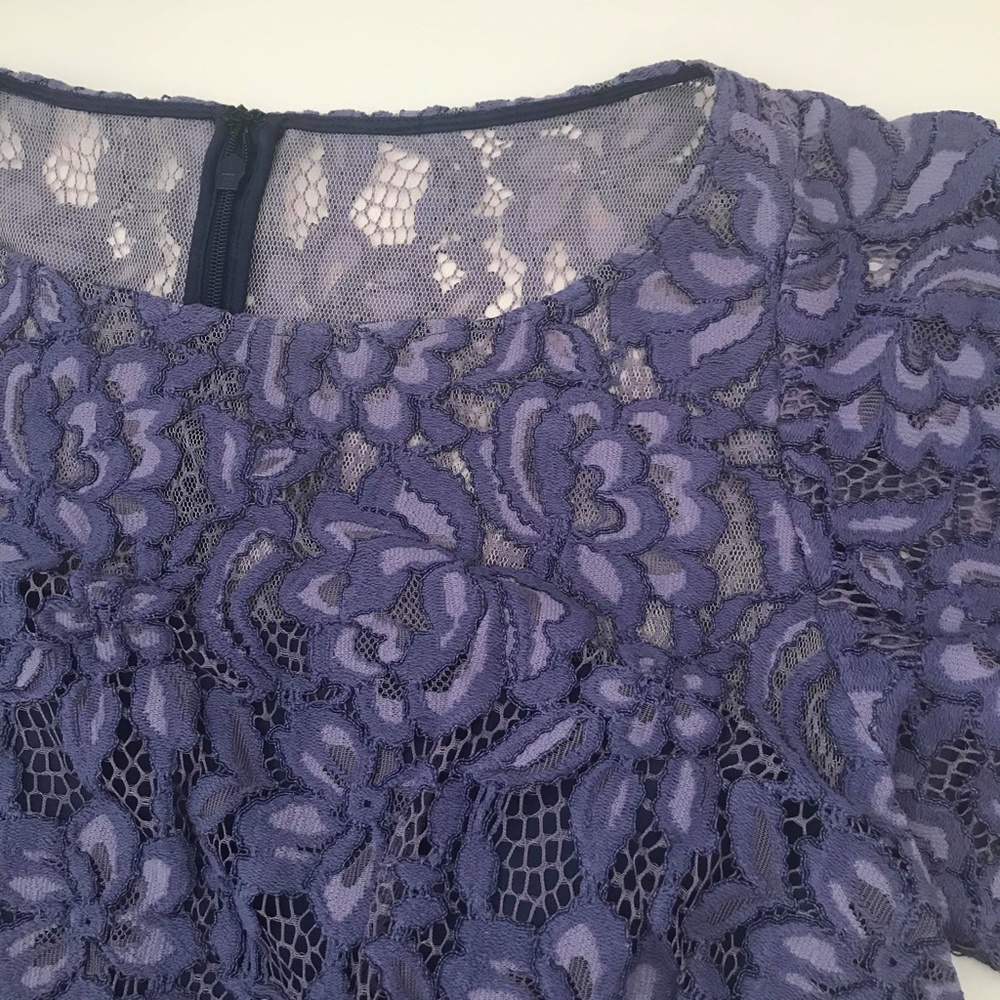JS COLLECTIONS Short Sleeve Illusion Lace Gown - Picture 8 of 10